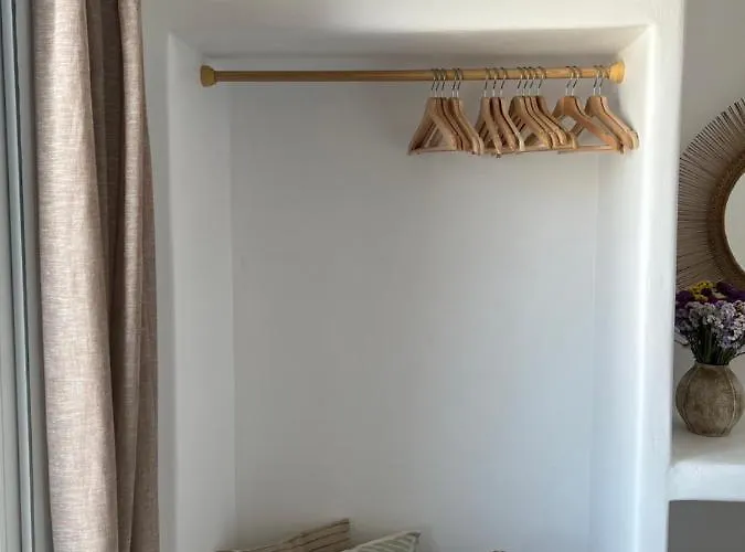 Cavo Ventus Naxos City